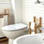Apartament Gemelli-san Pietro-trastevere-casa Con Posto Auto Rzym