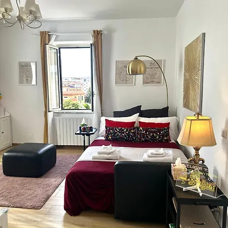 Gemelli-san Pietro-trastevere-casa Con Posto Auto Apartamento Roma