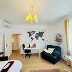 Gemelli-san Pietro-trastevere-casa Con Posto Auto * Roma