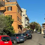 Gemelli-san Pietro-trastevere-casa Con Posto Auto *