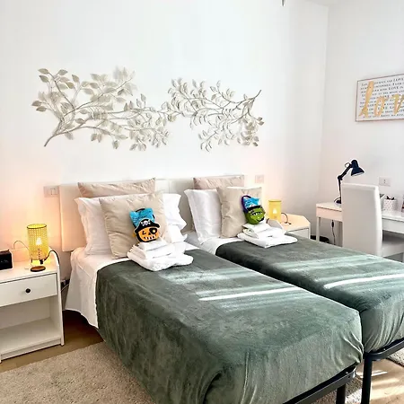 Gemelli-san Pietro-trastevere-casa Con Posto Auto Apartman